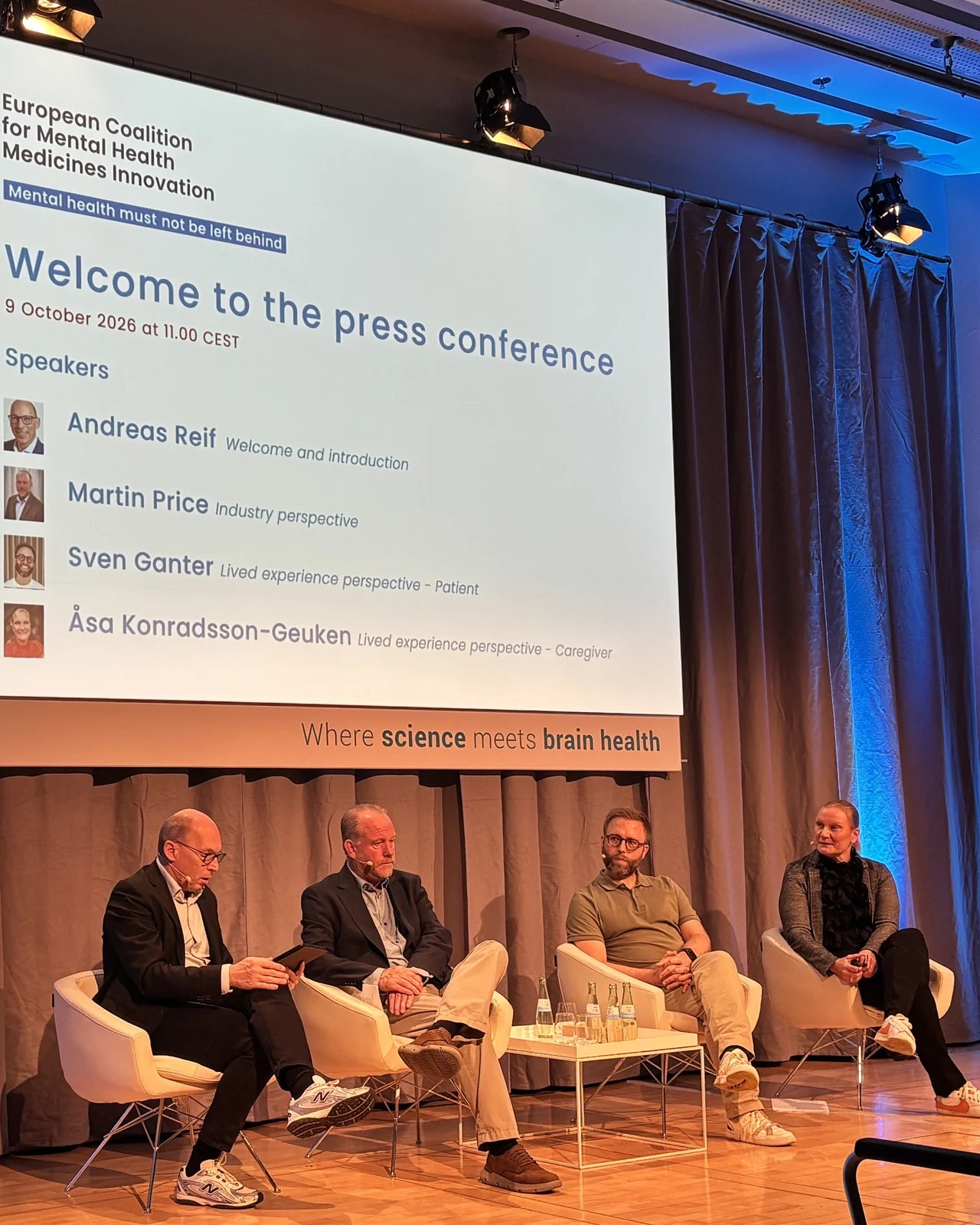 Andreas Reif, Martin Price, Sven Ganter und Åsa Konradsson-Geuken auf dem Panel der EU-MIC-Pressekonferenz